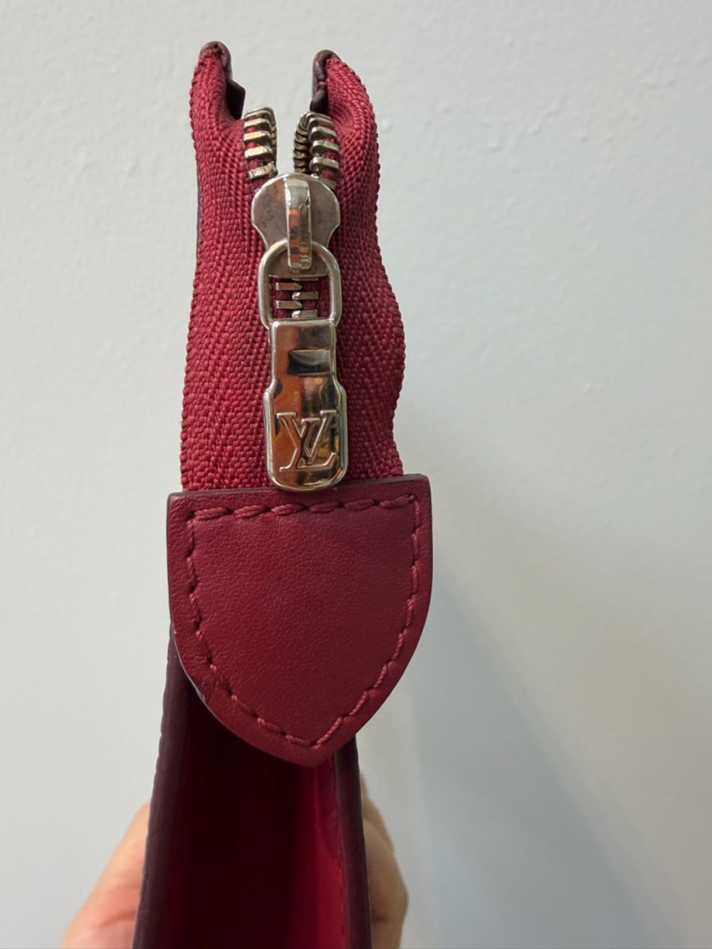 Louis Vuitton Deep Burgundy Epi Leather Toiletry Pouch - Picture 5 of 7